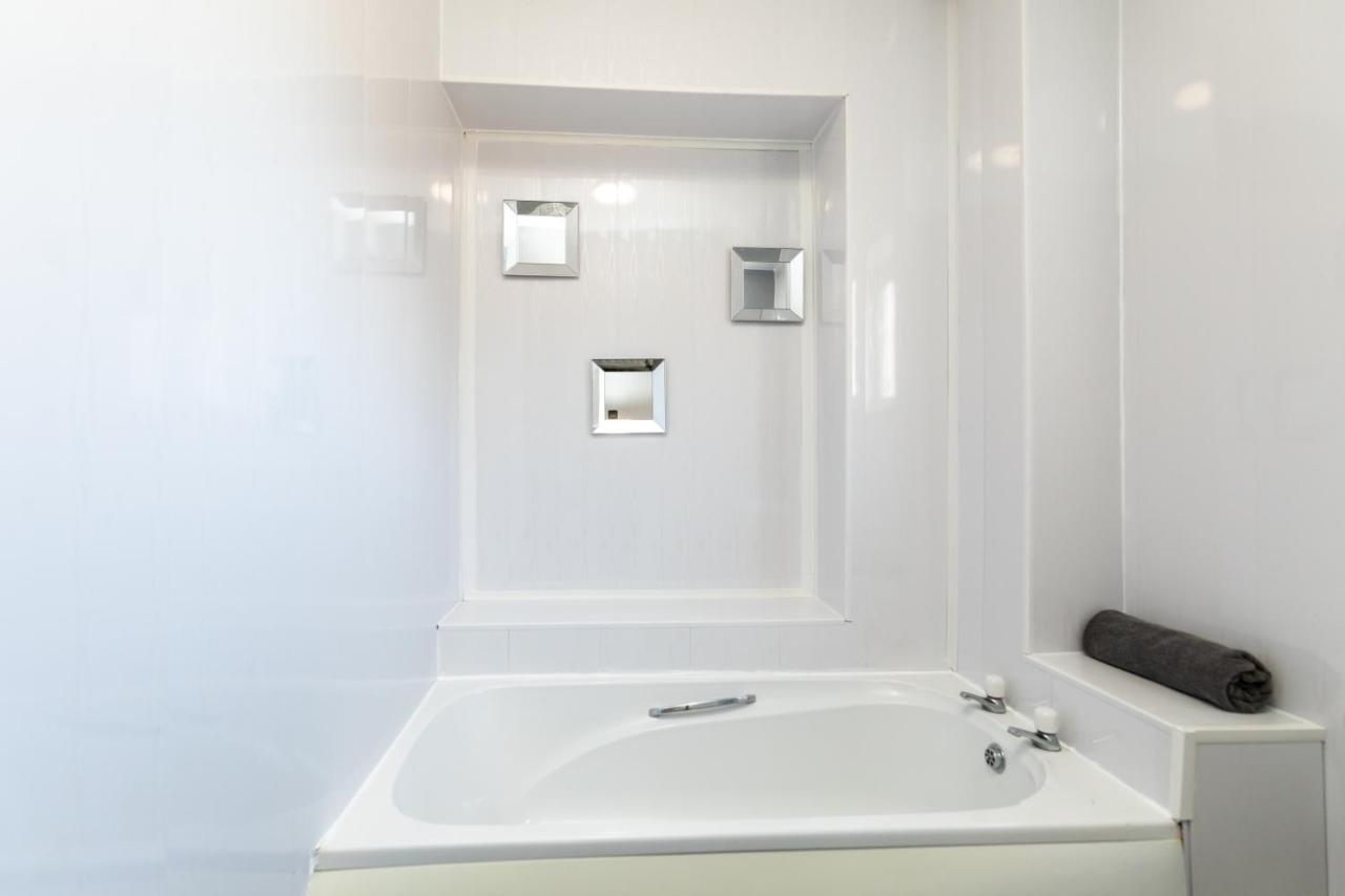 City Centre Super Spacious Apartments Free Parking And Wi Fi نيوكاسل أبون تاين المظهر الخارجي الصورة