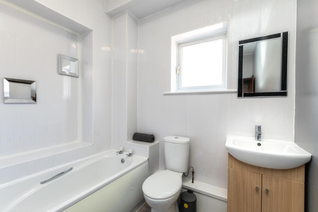City Centre Super Spacious Apartments Free Parking And Wi Fi نيوكاسل أبون تاين المظهر الخارجي الصورة